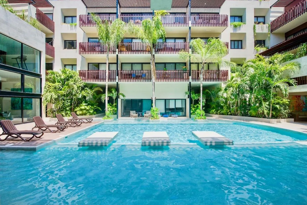 Palmares Condo Rentals Playa del Carmen México