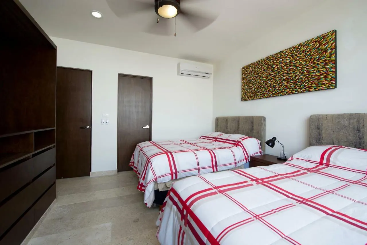 Palmares Condo Rentals Playa del Carmen