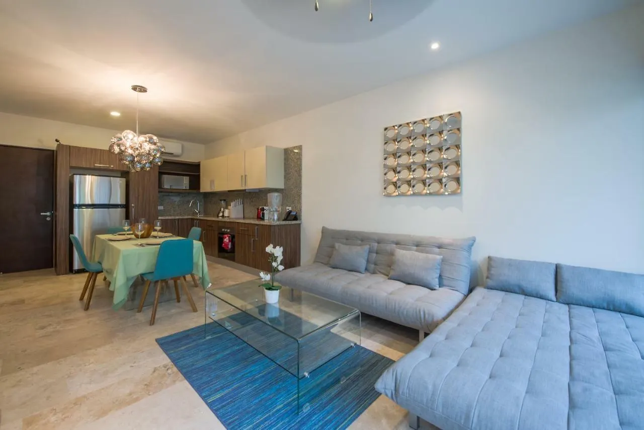 Palmares Condo Rentals Playa del Carmen