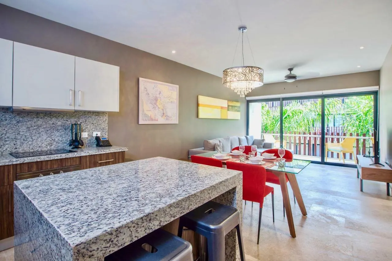 Palmares Condo Rentals Playa del Carmen 0*,  Messico