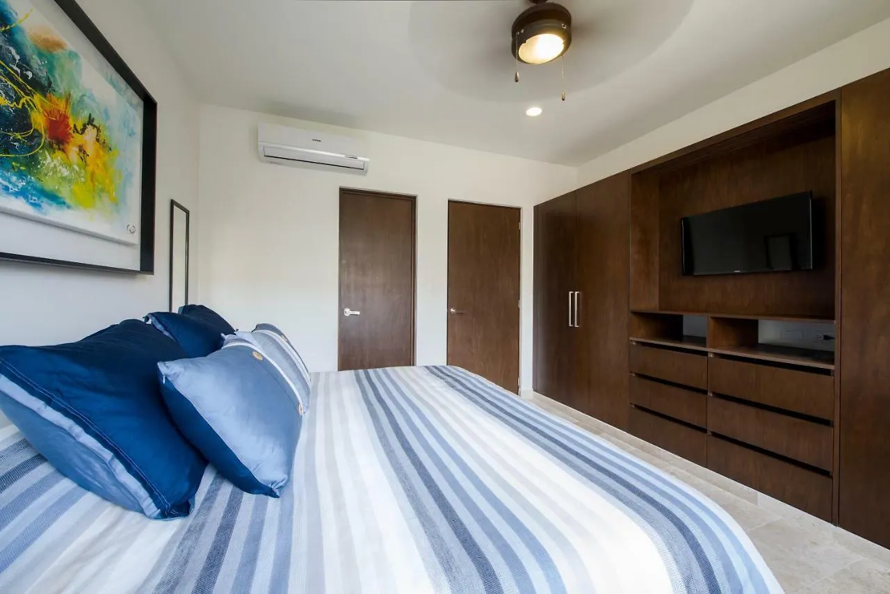 Appartamento Palmares Condo Rentals Playa del Carmen Messico