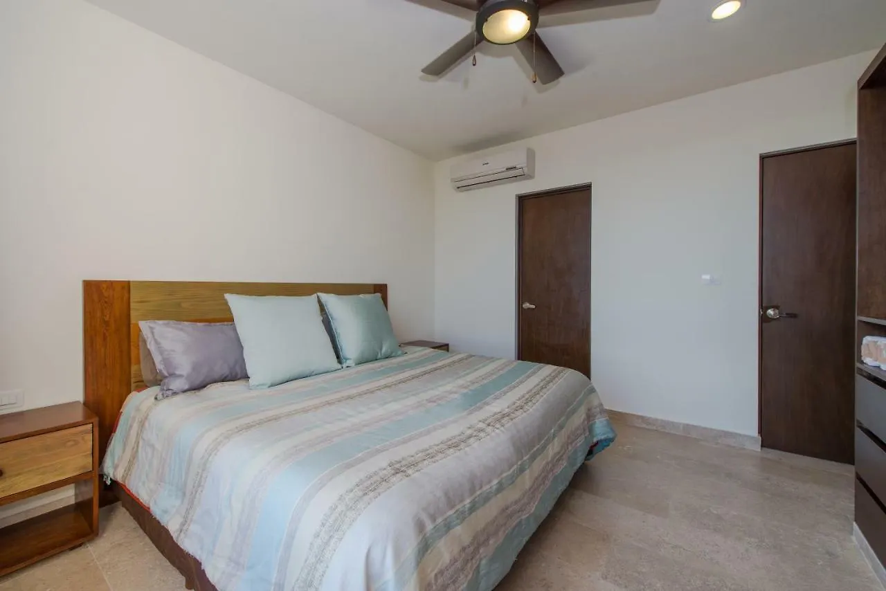 Palmares Condo Rentals Playa del Carmen